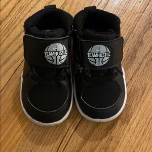 Nike toddler sneakers